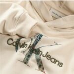 Calvin Klein Παιδικό Φούτερ για Αγόρι Κρεμ IB0IB02524-PGB - Image 2