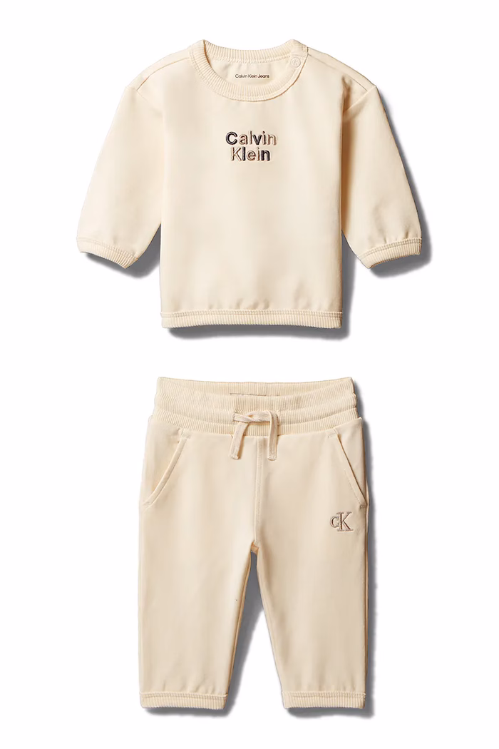 AW26-DKKZZZ-01X_F1 Calvin Klein Βρεφικό Σετ με ασορτί σχέδιο για Αγόρι Εκρού LV1CKTJI14-YAS-Tofu – Bild 1